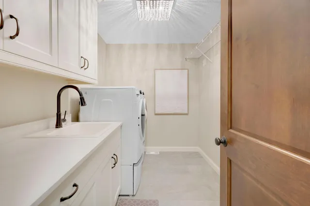 $2,000,000 | 18928 Katrine Court, Lakeville, MN 55044