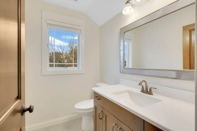 $2,000,000 | 18928 Katrine Court, Lakeville, MN 55044