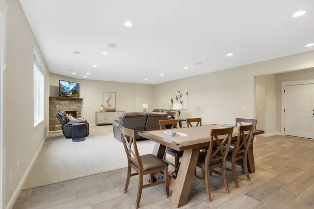 $2,000,000 | 18928 Katrine Court, Lakeville, MN 55044