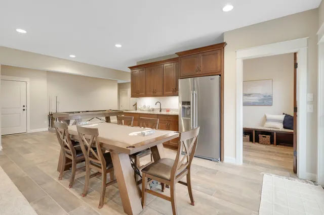 $2,000,000 | 18928 Katrine Court, Lakeville, MN 55044