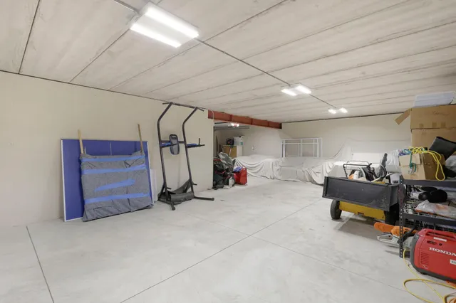 $2,000,000 | 18928 Katrine Court, Lakeville, MN 55044