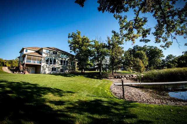 $2,000,000 | 18928 Katrine Court, Lakeville, MN 55044