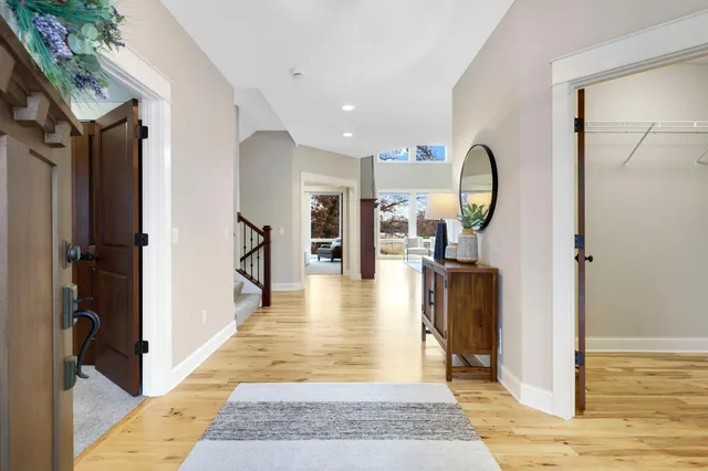 $2,000,000 | 18928 Katrine Court, Lakeville, MN 55044