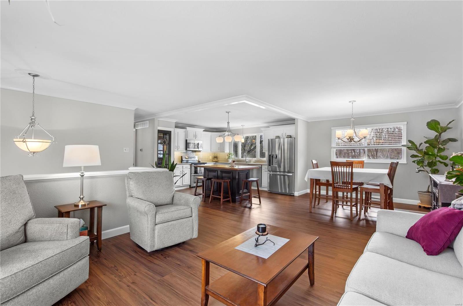 916 Queensbridge Road Manchester, MO 63021 - Photo 12 of 33