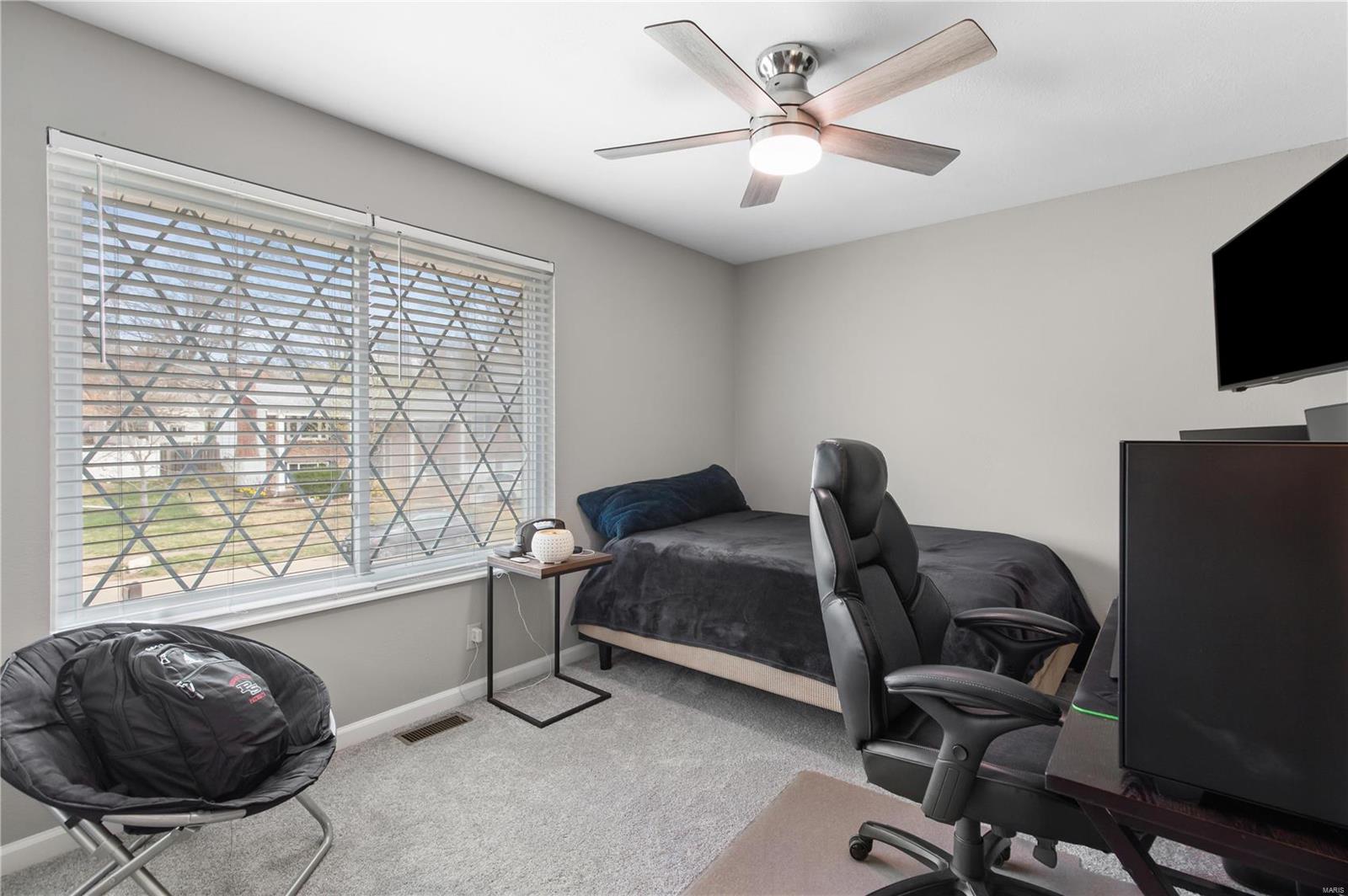 916 Queensbridge Road Manchester, MO 63021 - Photo 14 of 33