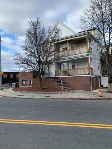 $2,350 | 500 Beach Revere Revere Ma, Unit 1, Revere, MA 02151
