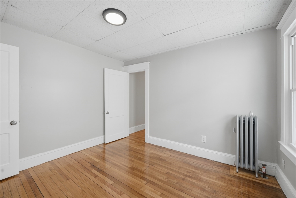 15-17 Sycamore Street Springfield, MA 01109 - Photo 14 of 38