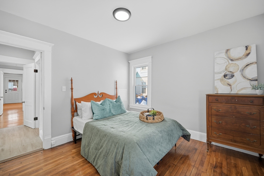 15-17 Sycamore Street Springfield, MA 01109 - Photo 16 of 38