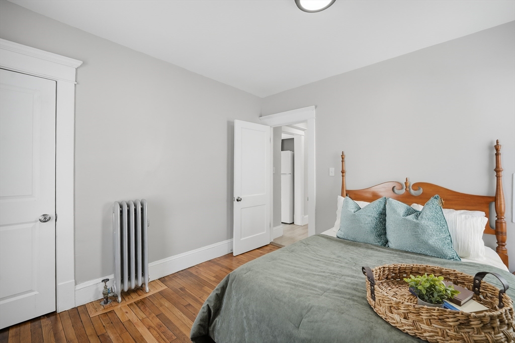 15-17 Sycamore Street Springfield, MA 01109 - Photo 18 of 38