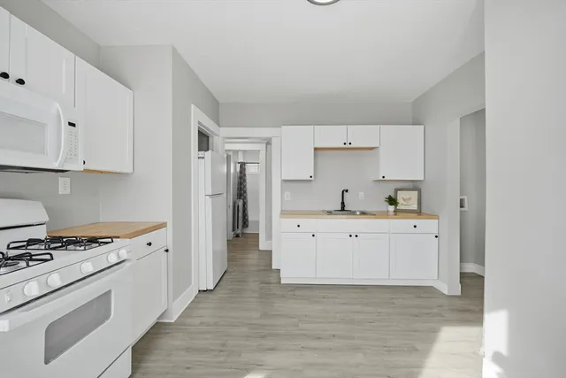 $359,900 | 15-17 Sycamore Street, Springfield, MA 01109