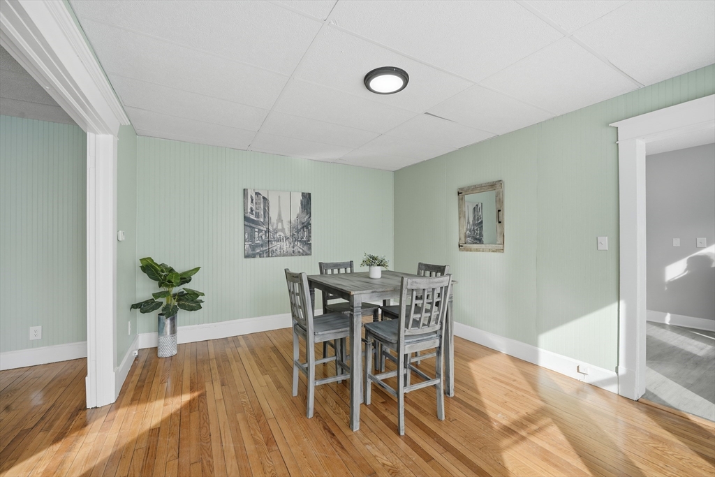 15-17 Sycamore Street Springfield, MA 01109 - Photo 7 of 38