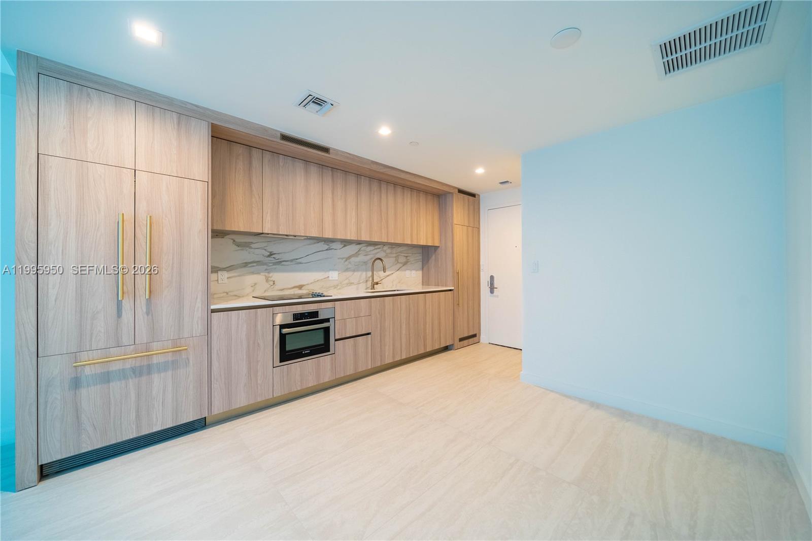 77 Southeast 5th Street, Unit 2908 Miami, FL 33131 - Photo 51 of 73