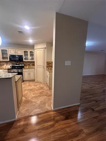 $2,450 | 809 Essex Drive, McKinney, TX 75071