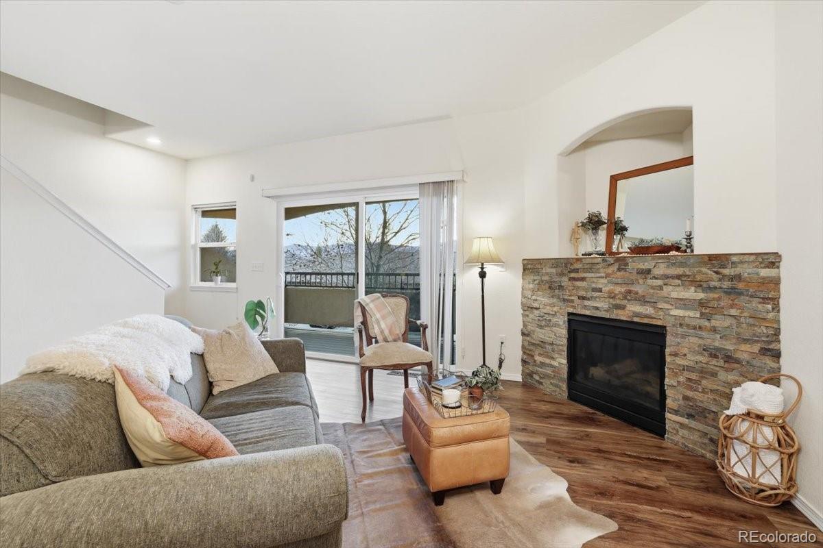 4317 Sammers View Colorado Springs, CO 80917 - Photo 7 of 32
