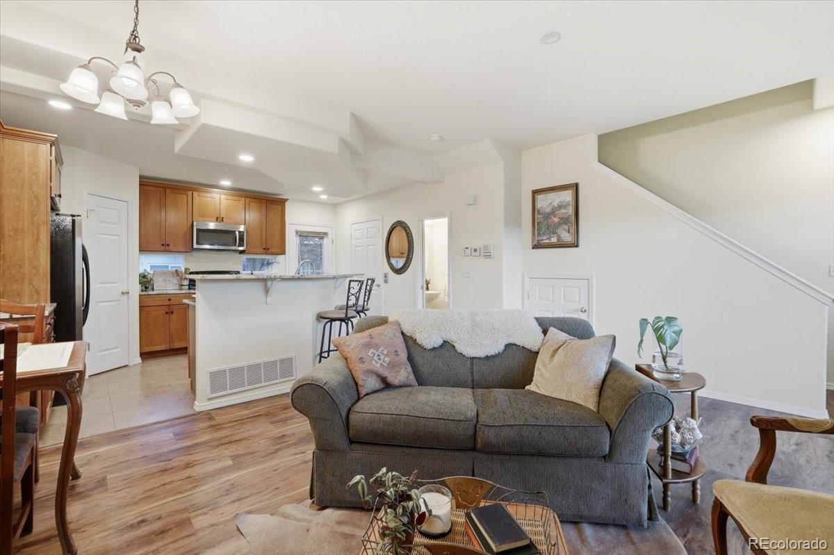 4317 Sammers View Colorado Springs, CO 80917 - Photo 9 of 32