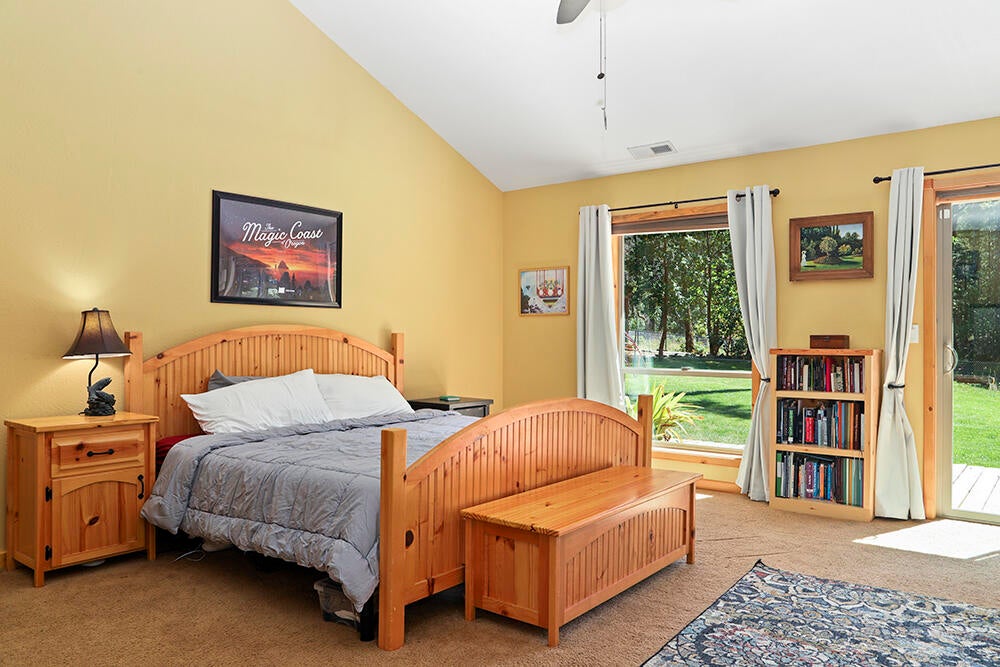 141 Warren Road Selma, OR 97538 - Photo 16 of 52 14