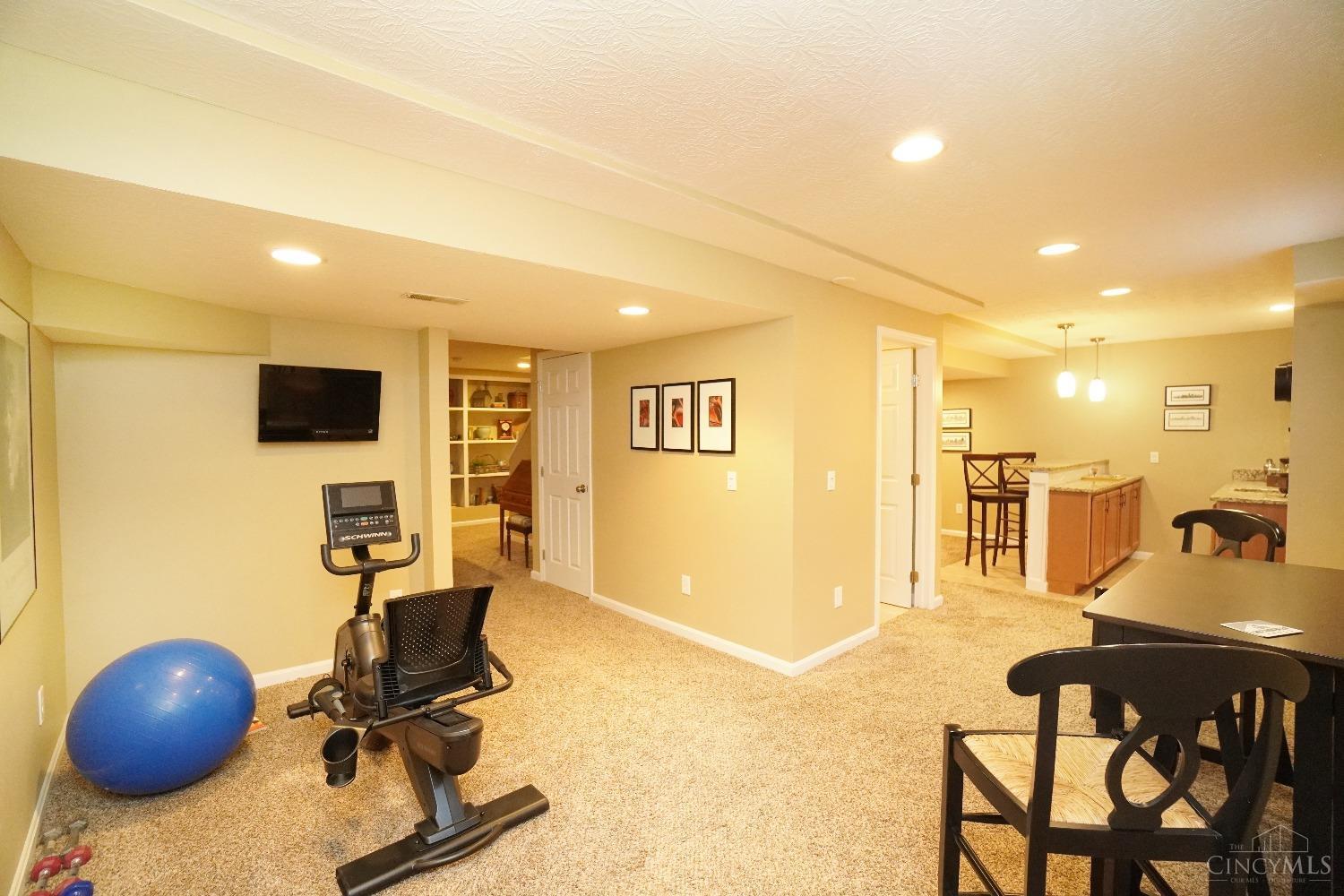 5042 Midfield Road Cincinnati, OH 45244 - Photo 45 of 51 Gallery Image 45
