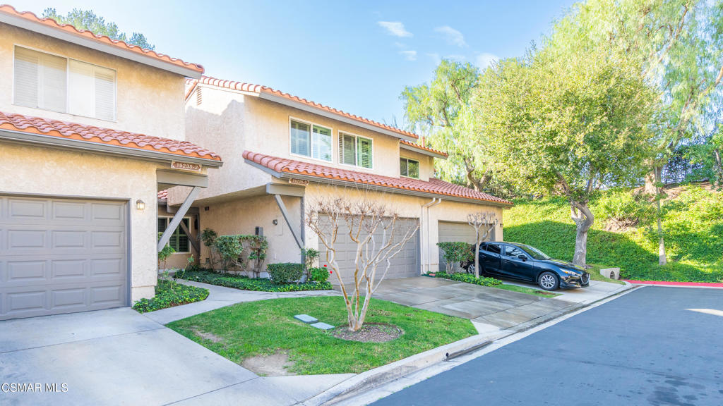 19235 Index Street, Unit 3 Porter Ranch, CA 91326 - Photo 2 of 41