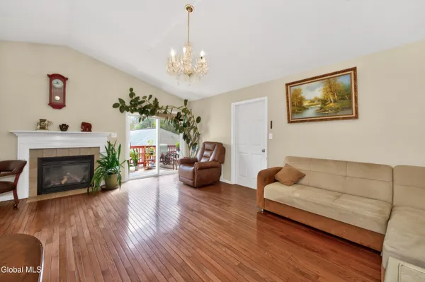 $209,900 | 1200 Hillside Avenue, Unit 507, Schenectady, NY 12309