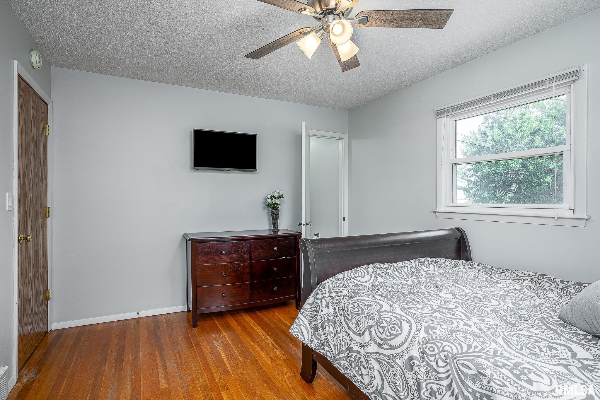 3411 Fairhaven Road Davenport, IA 52807 - Photo 12 of 23