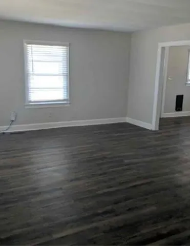 $1,595 | 210 West Lokey Avenue, Murfreesboro, TN 37130