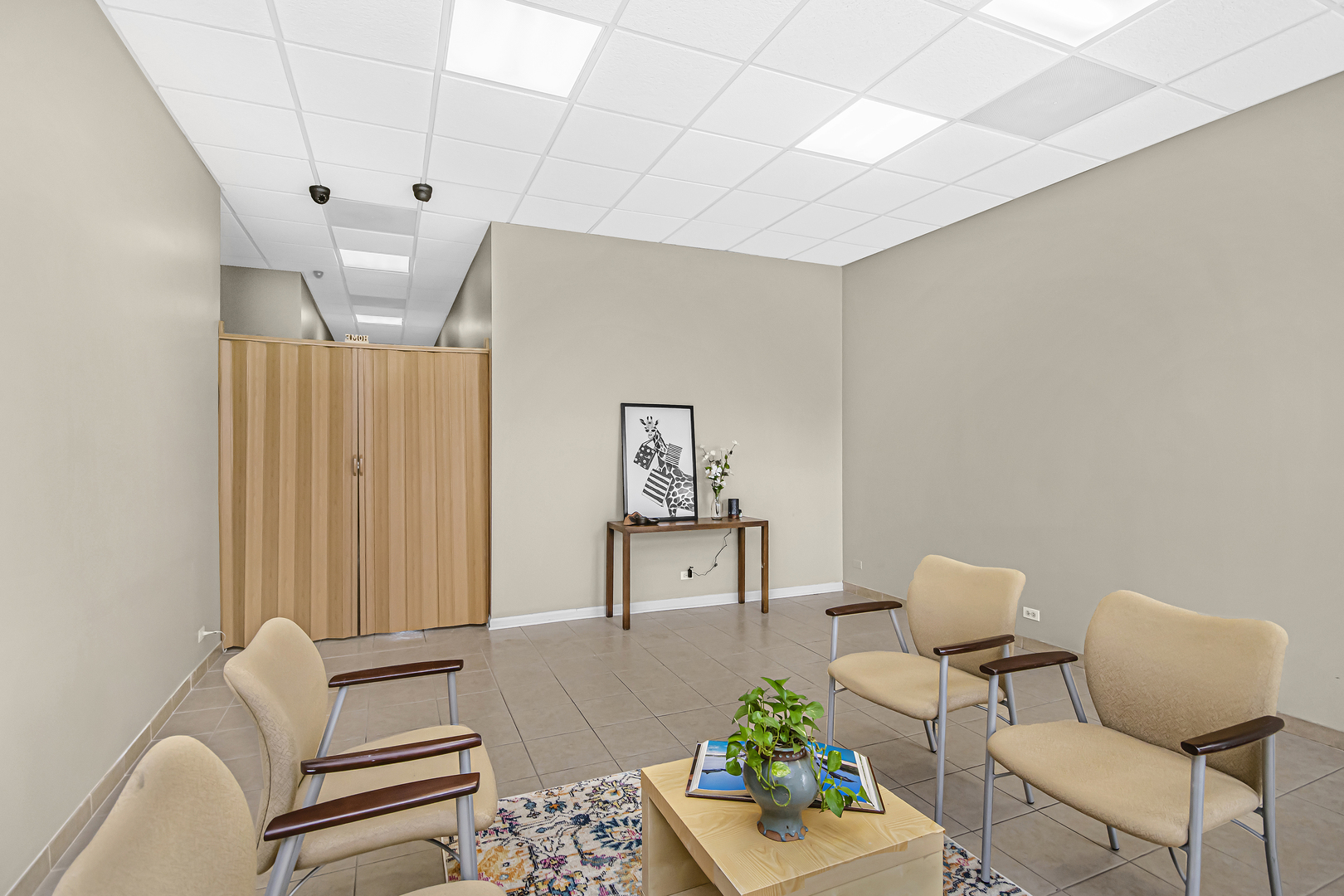 4346 North Pulaski Road, Unit C Chicago, IL 60641 - Photo 8 of 21 a living room with furniture