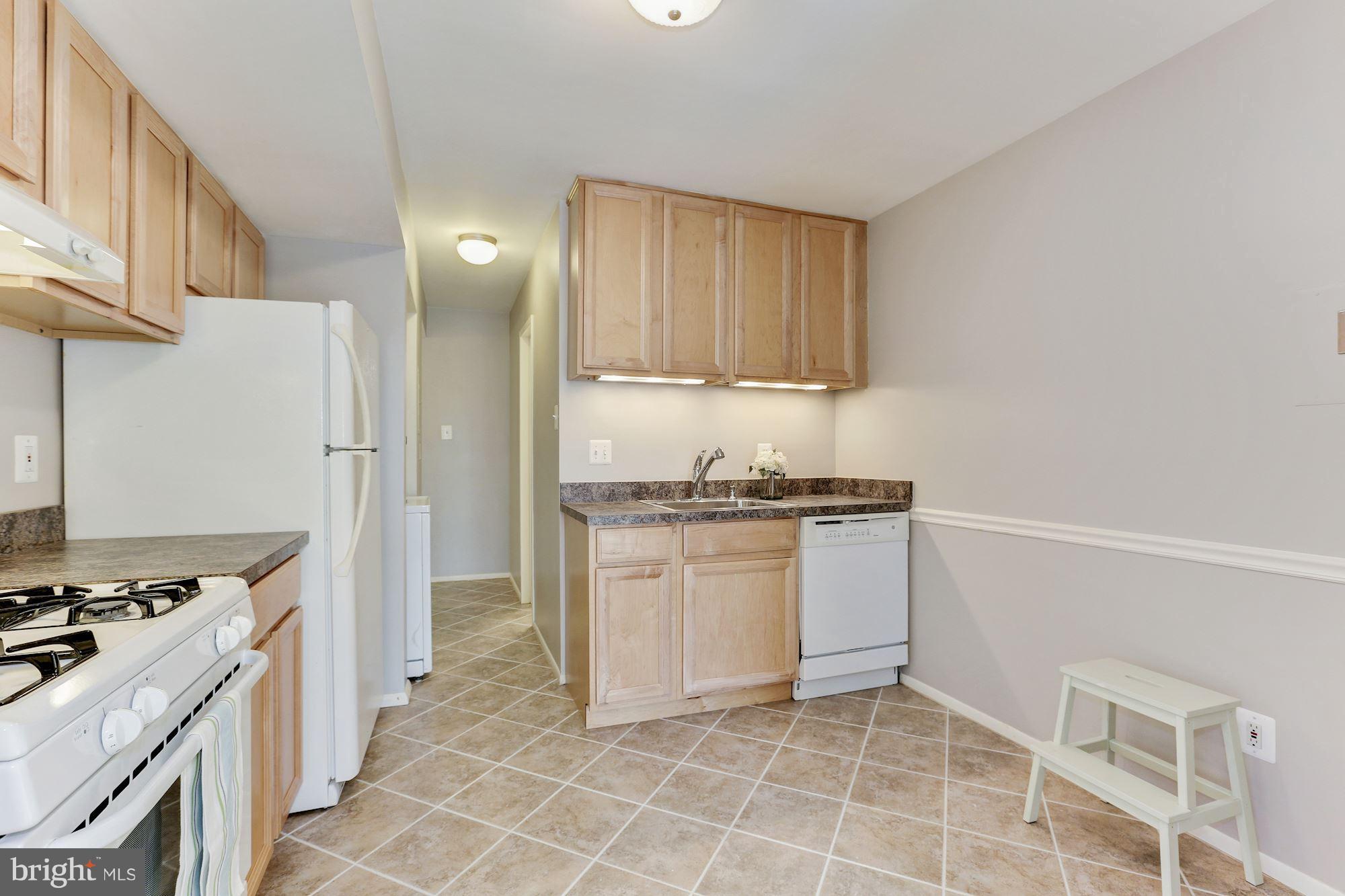 2063 Royal Fern Court, Unit 11B Reston, VA 20191 - Photo 13 of 25