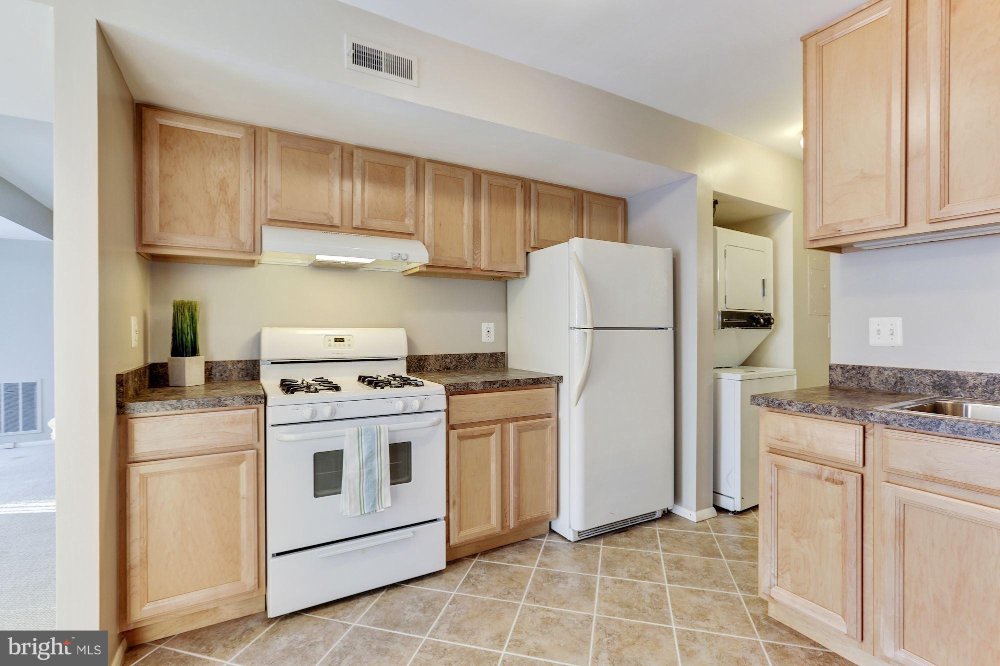 2063 Royal Fern Court, Unit 11B Reston, VA 20191 - Photo 15 of 25