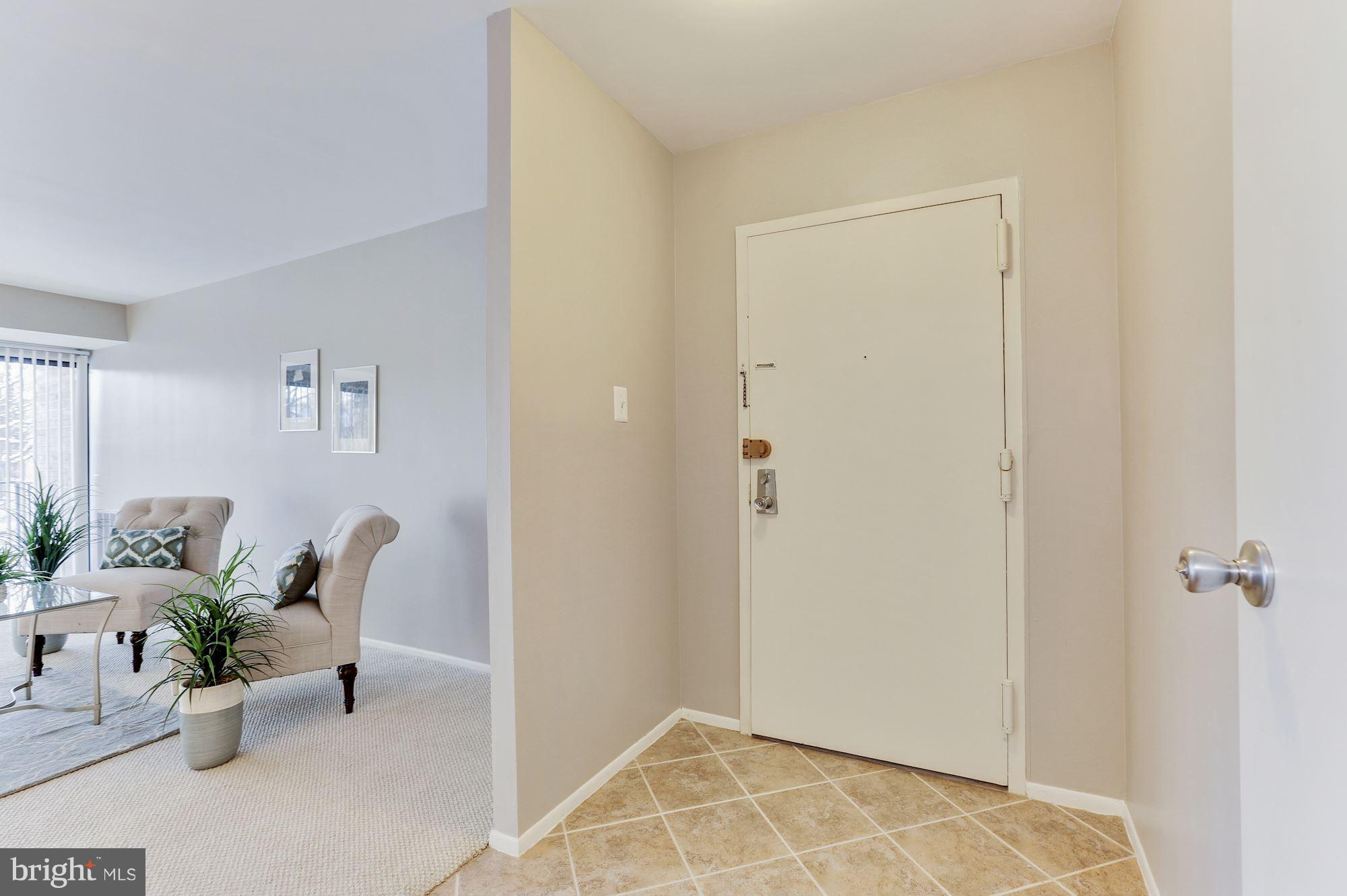 2063 Royal Fern Court, Unit 11B Reston, VA 20191 - Photo 3 of 25