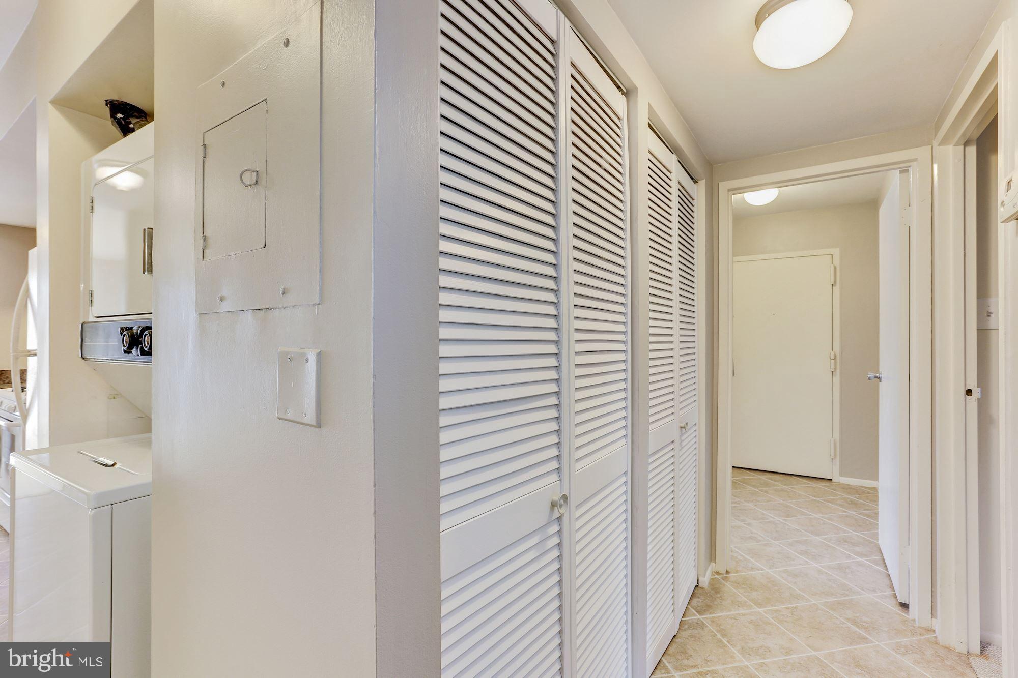 2063 Royal Fern Court, Unit 11B Reston, VA 20191 - Photo 4 of 25