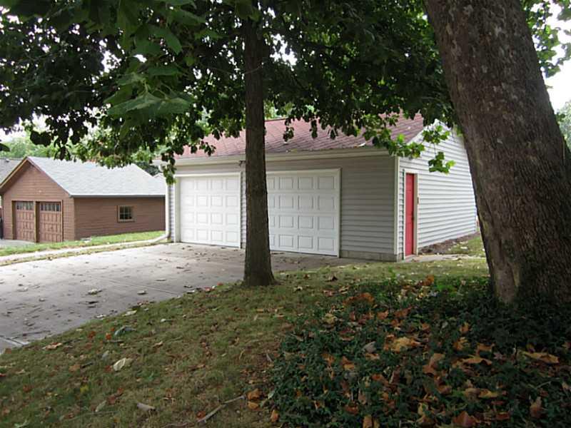 835 North Audubon Road Indianapolis, IN 46219 - Photo 2 of 24 Gallery Image 2