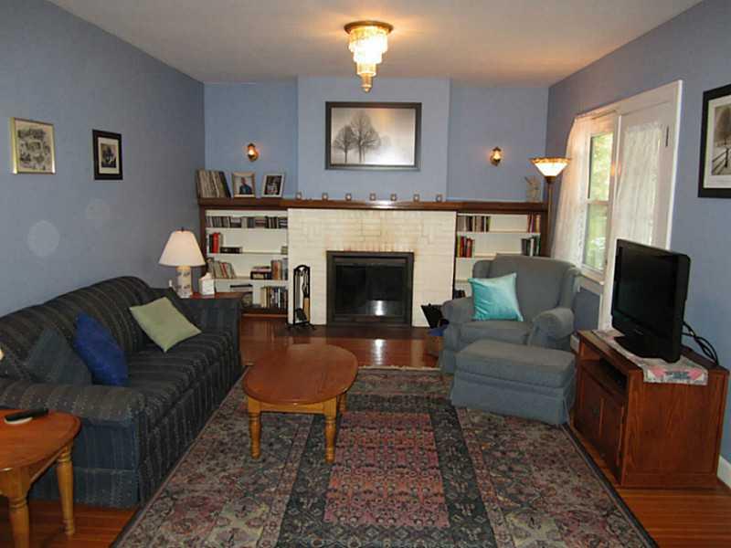 835 North Audubon Road Indianapolis, IN 46219 - Photo 3 of 24 Gallery Image 3