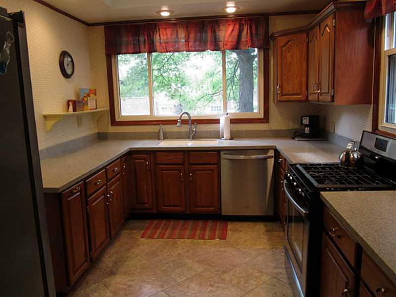 835 North Audubon Road Indianapolis, IN 46219 - Photo 9 of 24 Gallery Image 9