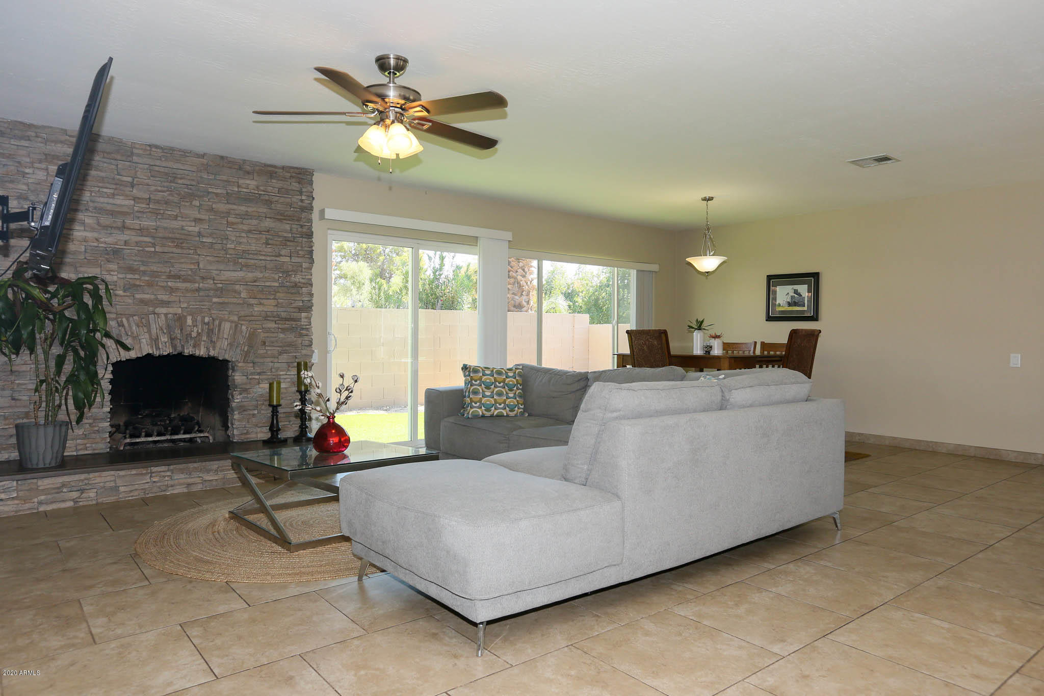 5631 South Jolly Roger Road Tempe, AZ 85283 - Photo 3 of 49 Great-Dining Room