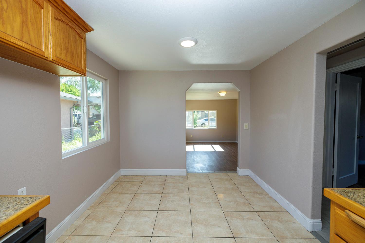 825 Wheatley Avenue Modesto, CA 95351 - Photo 12 of 24