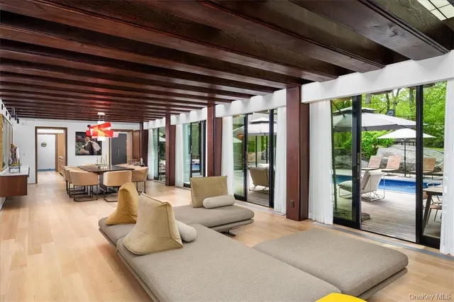 $22,000 | 971 Fenimore Road, Larchmont, NY 10538