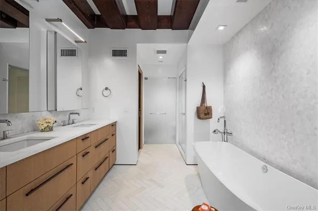 $22,000 | 971 Fenimore Road, Larchmont, NY 10538