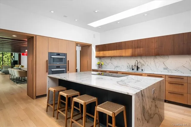 $22,000 | 971 Fenimore Road, Larchmont, NY 10538