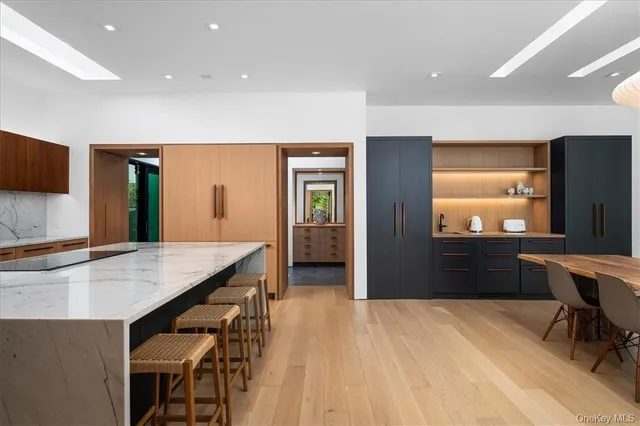 $22,000 | 971 Fenimore Road, Larchmont, NY 10538