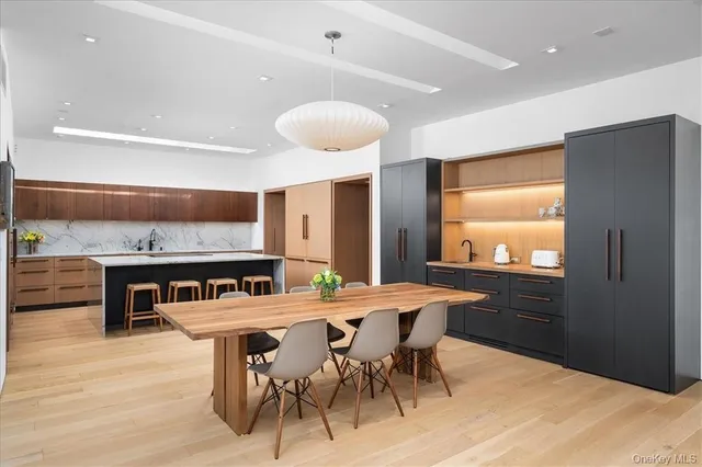 $22,000 | 971 Fenimore Road, Larchmont, NY 10538