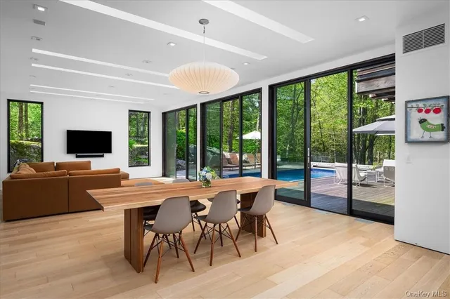 $22,000 | 971 Fenimore Road, Larchmont, NY 10538