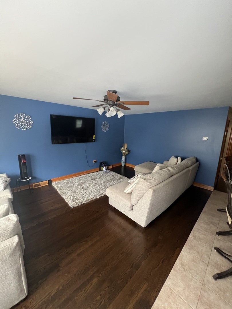 12409 South 44th Court Alsip, IL 60803 - Photo 7 of 32