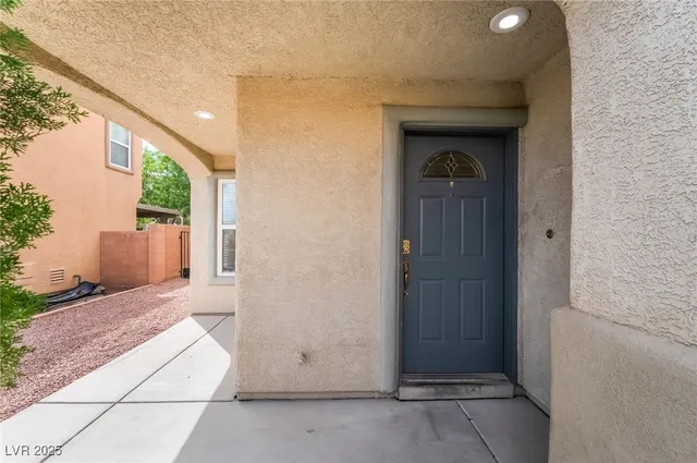 $424,500 | 9395 Fort Bayard Avenue, Las Vegas, NV 89178