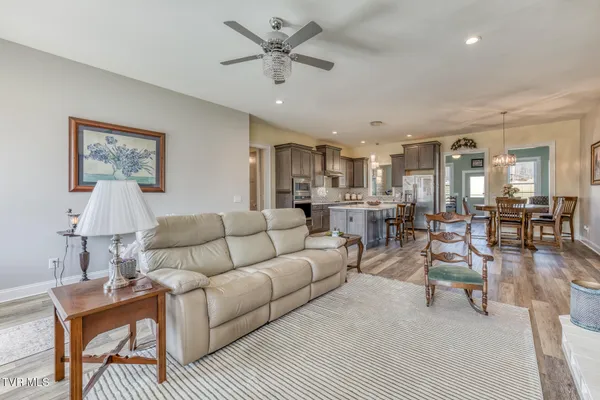 $694,900 | 11423 Reedy Creek Road, Bristol, VA 24202