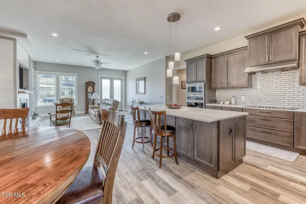 $694,900 | 11423 Reedy Creek Road, Bristol, VA 24202