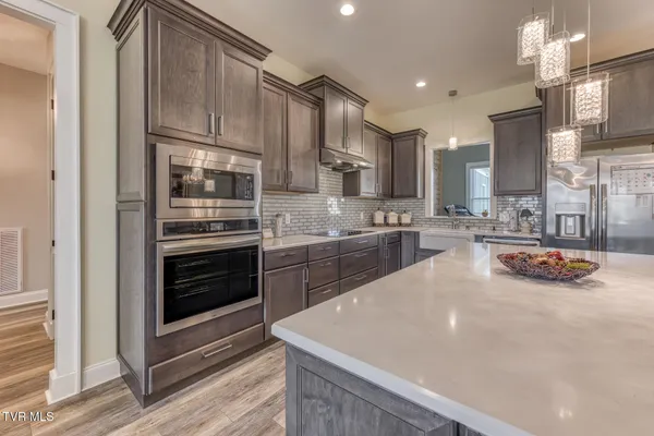 $694,900 | 11423 Reedy Creek Road, Bristol, VA 24202