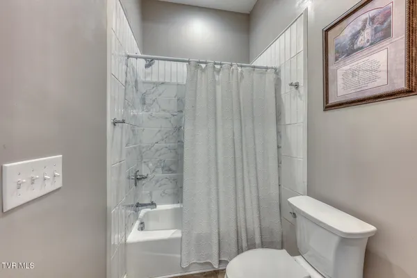 $694,900 | 11423 Reedy Creek Road, Bristol, VA 24202