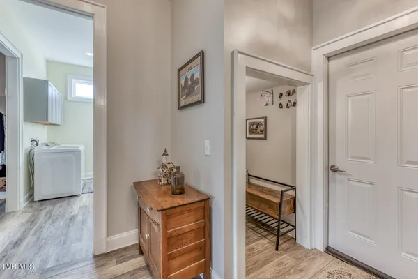 $694,900 | 11423 Reedy Creek Road, Bristol, VA 24202