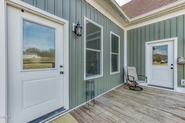 $694,900 | 11423 Reedy Creek Road, Bristol, VA 24202