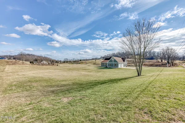 $694,900 | 11423 Reedy Creek Road, Bristol, VA 24202